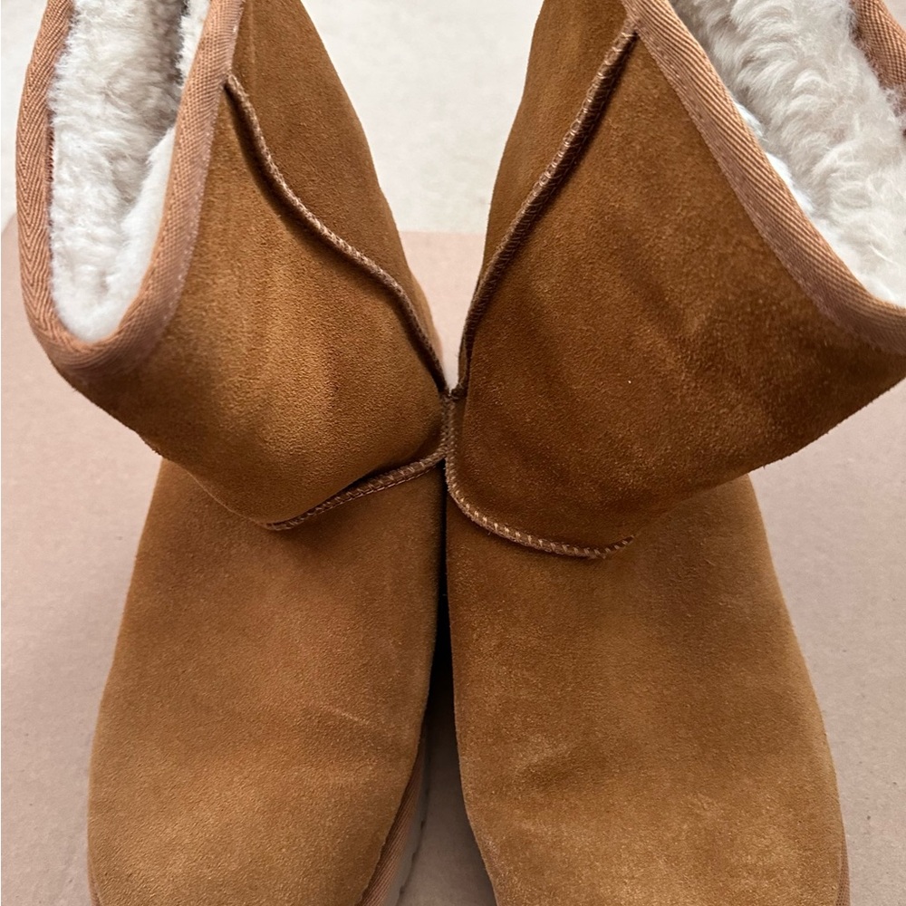 Kookaburra by UGG Tan Winter Boots Slip-On Ankle Height